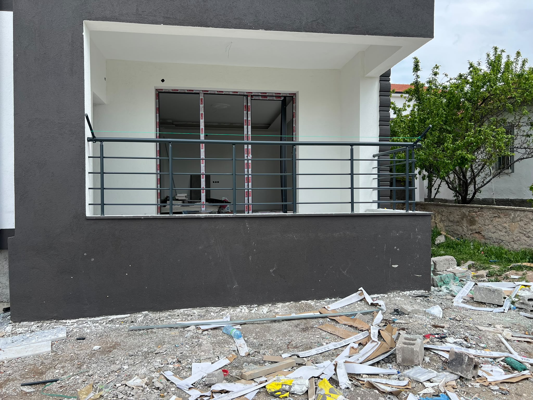 Balkon Korkuluğu Uygulaması